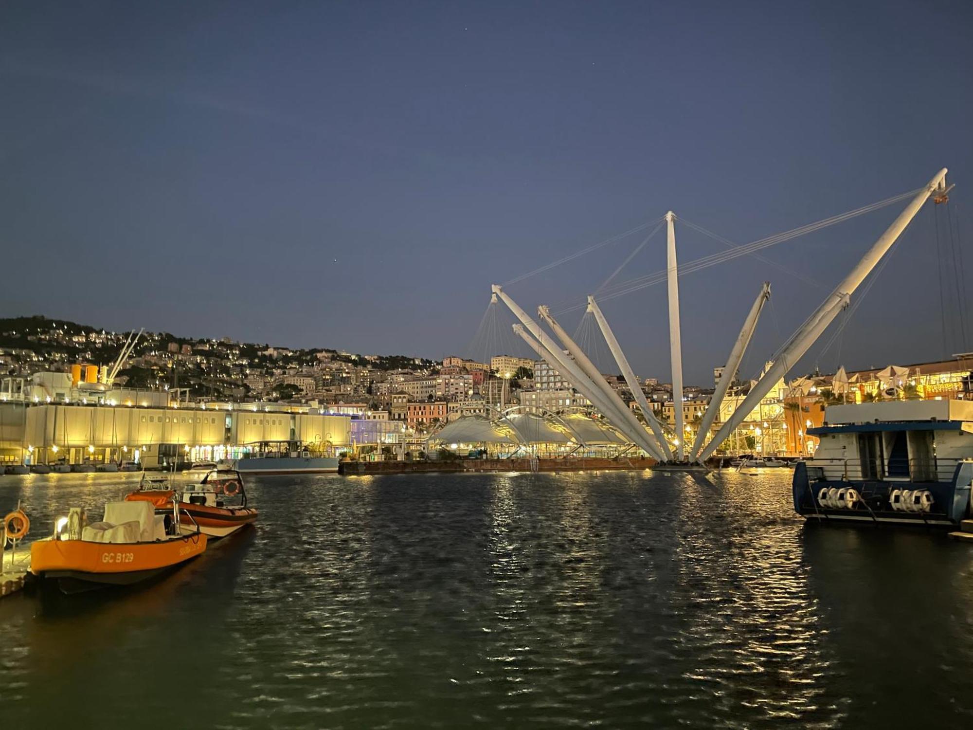 La Chicca Acquario Luxury Viewpoint Apartment Genoa Luaran gambar
