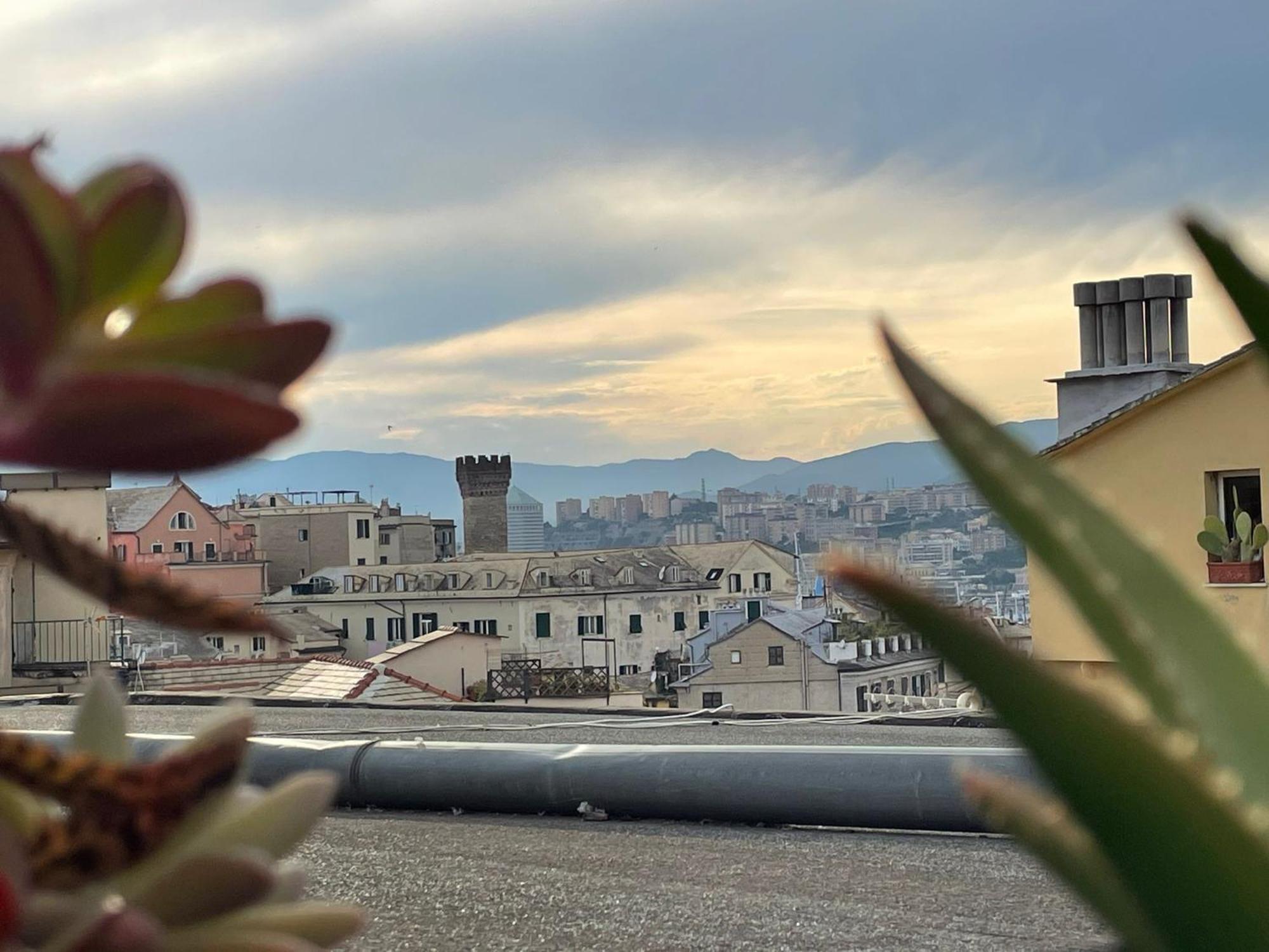 La Chicca Acquario Luxury Viewpoint Apartment Genoa Luaran gambar